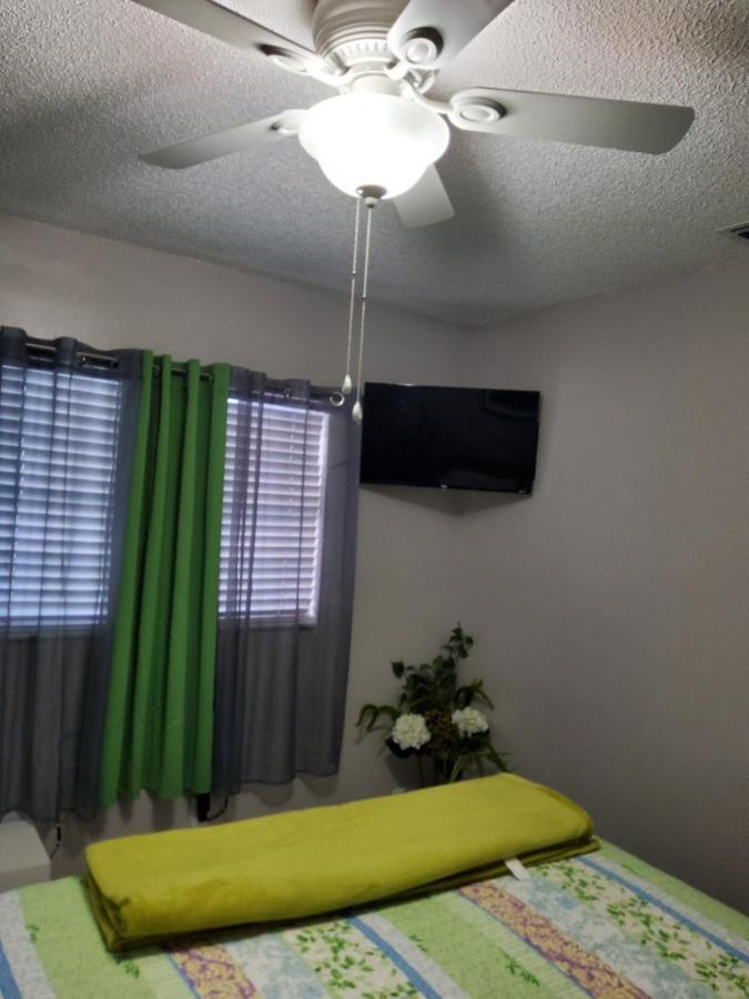 Beautiful Apartment Close To Everything Тампа Экстерьер фото