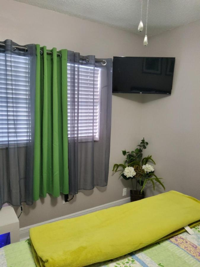 Beautiful Apartment Close To Everything Тампа Экстерьер фото