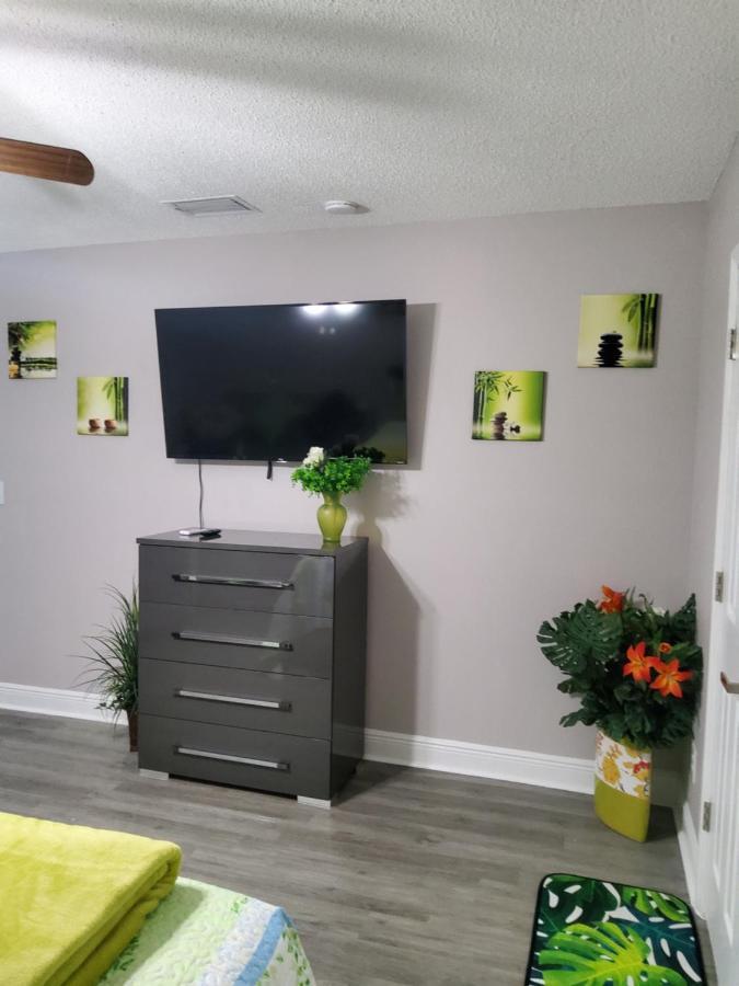 Beautiful Apartment Close To Everything Тампа Экстерьер фото